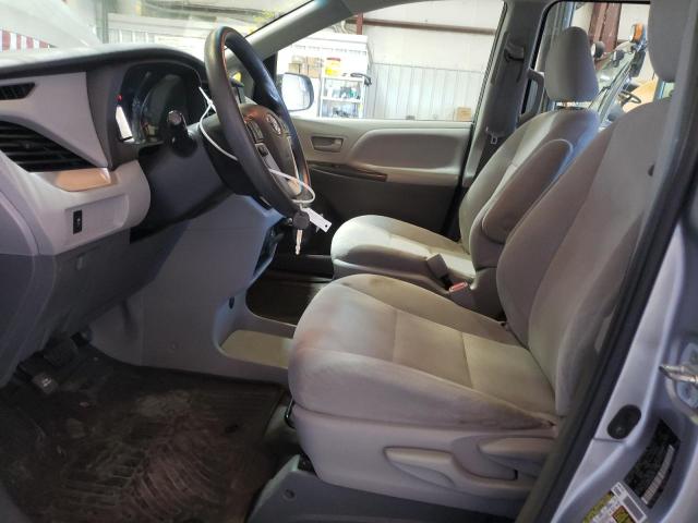Photo 7 from auction – 2017 TOYOTA SIENNA with VIN 5TDZZ3DC4HS884472