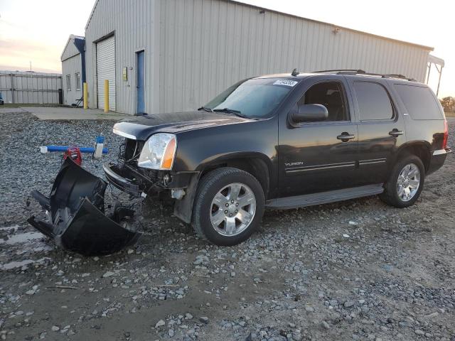 GMC YUKON SLT 2010 with VIN 1GKMCCE37AR138794 - Photo from auction