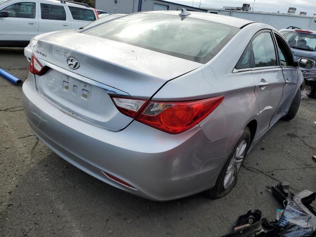 Photo 3 from auction – 2013 HYUNDAI SONATA GLS with VIN 5NPEB4AC3DH608197