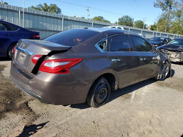Photo 3 from auction – 2017 NISSAN ALTIMA 3.5 with VIN 1N4BL3AP3HC114507