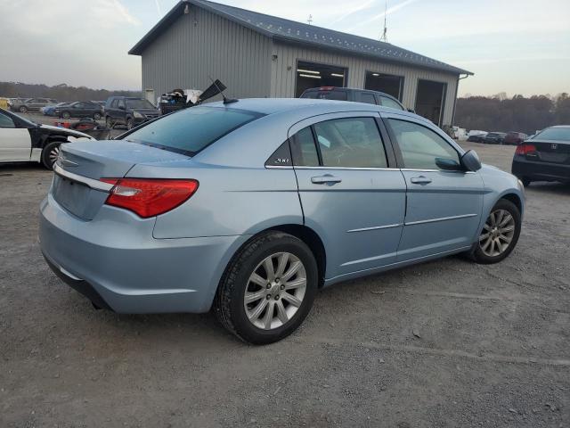 Photo 3 from auction – 2013 CHRYSLER 200 TOURIN with VIN 1C3CCBBB1DN557530