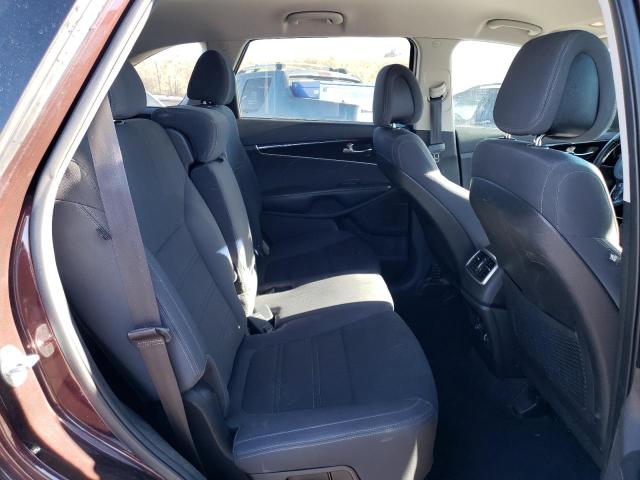 Photo 11 from auction – 2016 KIA SORENTO LX with VIN 5XYPGDA52GG073306