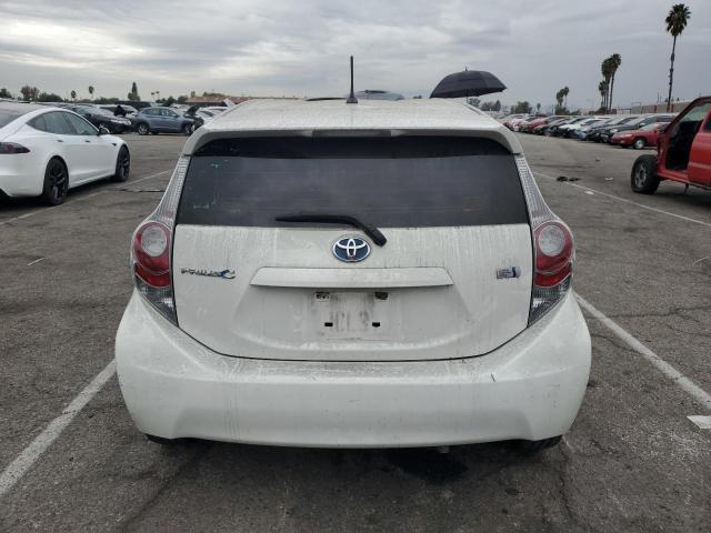Photo 6 from auction – 2014 TOYOTA PRIUS C with VIN JTDKDTB37E1083742