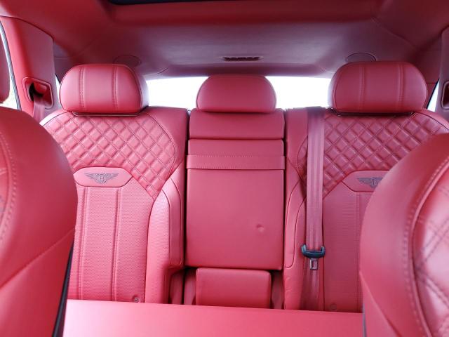 Photo 10 from auction – 2021 BENTLEY BENTAYGA with VIN SJAAM2ZV6MC035957