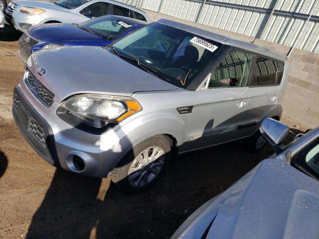 KIA SOUL + 2013 z numerem VIN KNDJT2A66D7571712 - Zdjęcie z aukcji