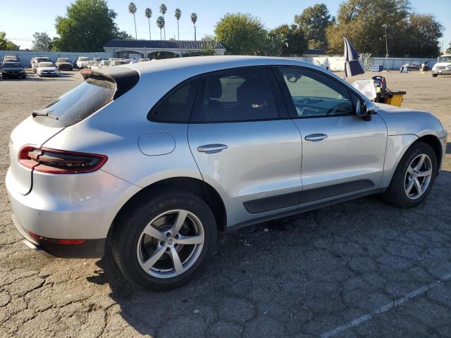 Photo 3 from auction – 2018 PORSCHE MACAN with VIN WP1AA2A58JLB10932