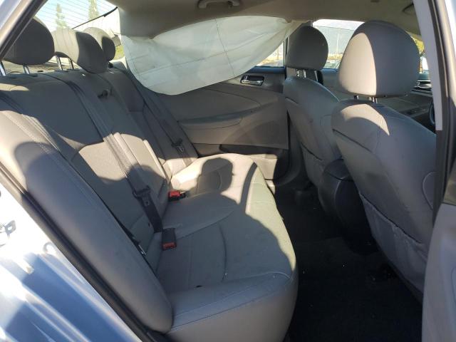 Photo 10 from auction – 2015 HYUNDAI SONATA HYB with VIN KMHEC4A47FA136713