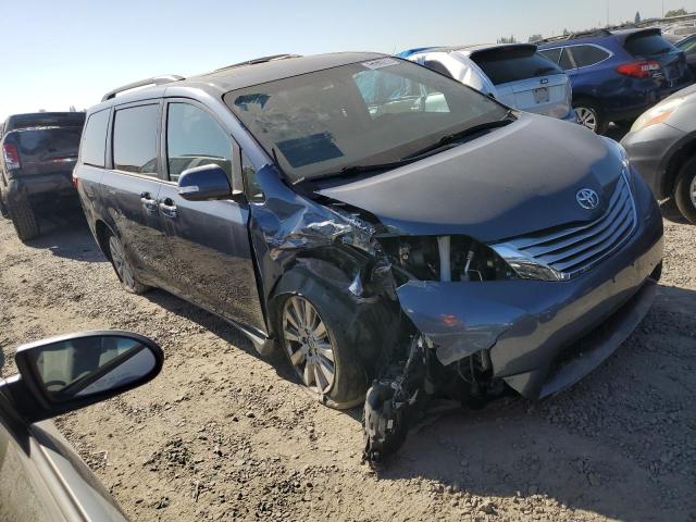 Photo 4 from auction – 2017 TOYOTA SIENNA XLE with VIN 5TDYZ3DC3HS837199