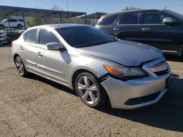 Photo 4 from auction – 2014 ACURA ILX 20 with VIN 19VDE1F3XEE013758