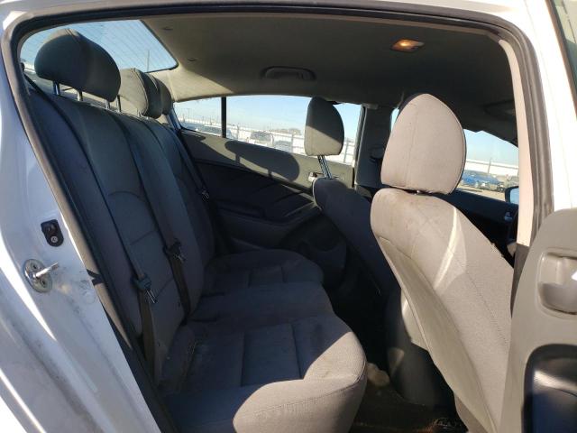 Photo 10 from auction – 2017 KIA FORTE LX with VIN 3KPFK4A75HE024062