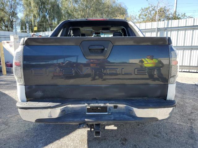 Photo 6 from auction – 2004 CHEVROLET AVALANCHE with VIN 3GNEC12T84G243428