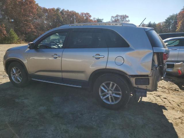 Photo 2 from auction – 2014 KIA SORENTO LX with VIN 5XYKTDA67EG473129