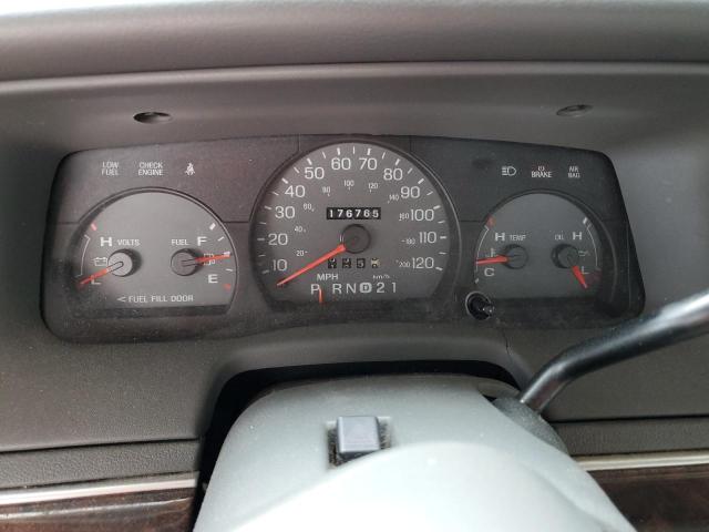 Photo 9 from auction – 2004 MERCURY GRAND MARQ with VIN 2MEFM74W94X674241