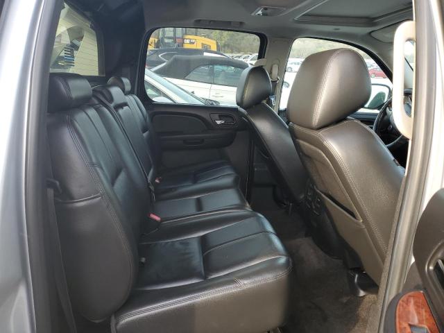 Photo 11 from auction – 2013 CHEVROLET AVALANCHE with VIN 3GNTKFE70DG244286