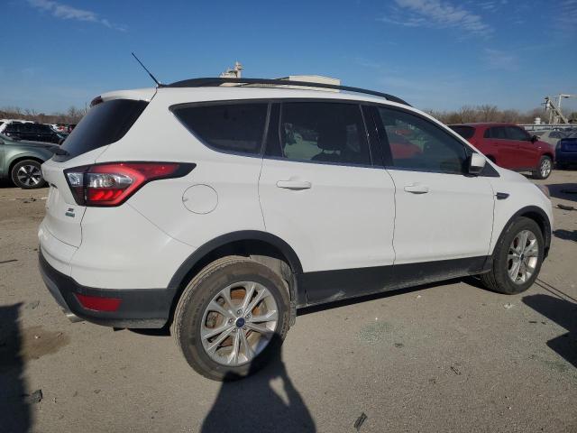 Photo 3 from auction – 2017 FORD ESCAPE SE with VIN 1FMCU0GD2HUD18535