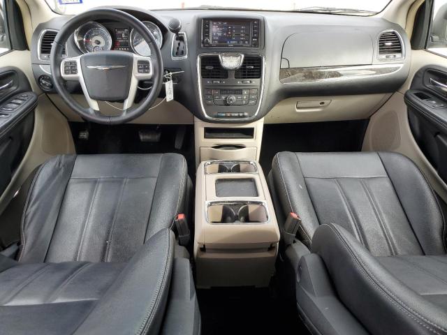 Photo 8 from auction – 2016 CHRYSLER TOWN & COU with VIN 2C4RC1BG2GR187563