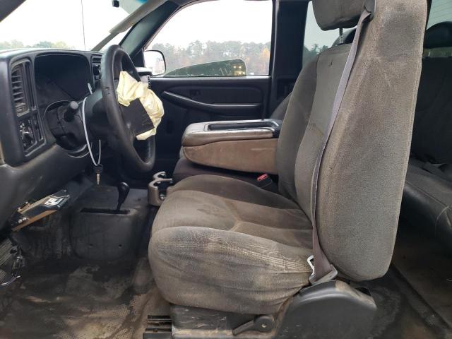Photo 7 from auction – 2004 CHEVROLET SILVERADO with VIN 2GCEK19V041373277