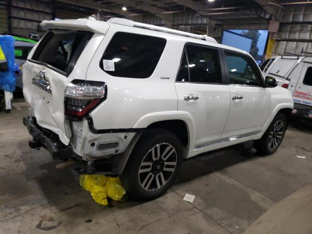 Photo 3 from auction – 2018 TOYOTA 4RUNNER SR with VIN JTEBU5JR2J5554857