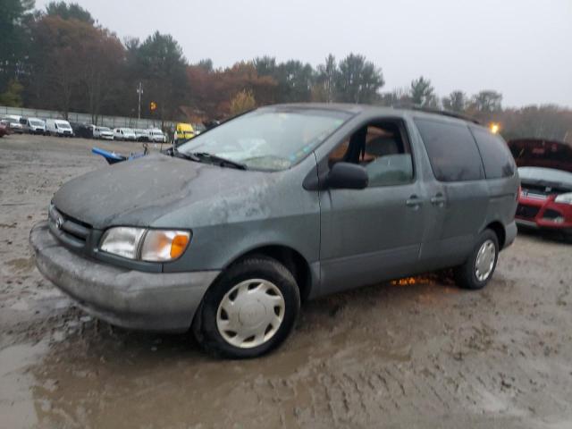 TOYOTA SIENNA LE 1998 with VIN 4T3ZF13C3WU076284 - Photo from auction