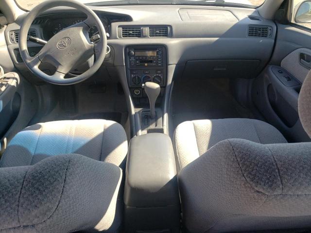 Photo 8 from auction – 2001 TOYOTA CAMRY LE with VIN 4T1BF22K71U964747