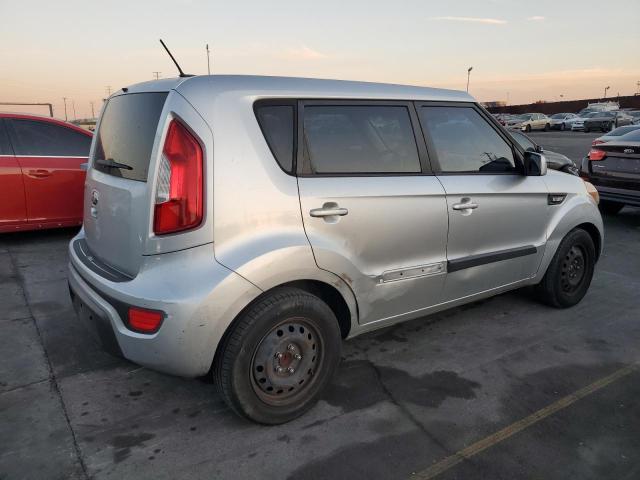 Photo 3 from auction – 2013 KIA SOUL with VIN KNDJT2A59D7510121