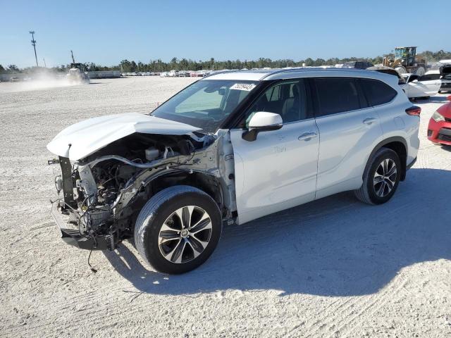 Photo 1 from auction – 2022 TOYOTA HIGHLANDER with VIN 5TDHZRBH9NS174475
