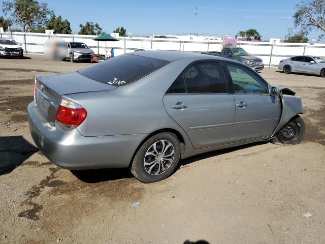 Photo 3 from auction – 2005 TOYOTA CAMRY LE with VIN 4T1BE32K35U989868