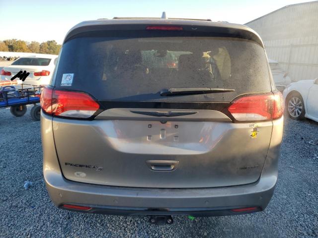 Photo 6 from auction – 2018 CHRYSLER PACIFICA L with VIN 2C4RC1GG6JR263172