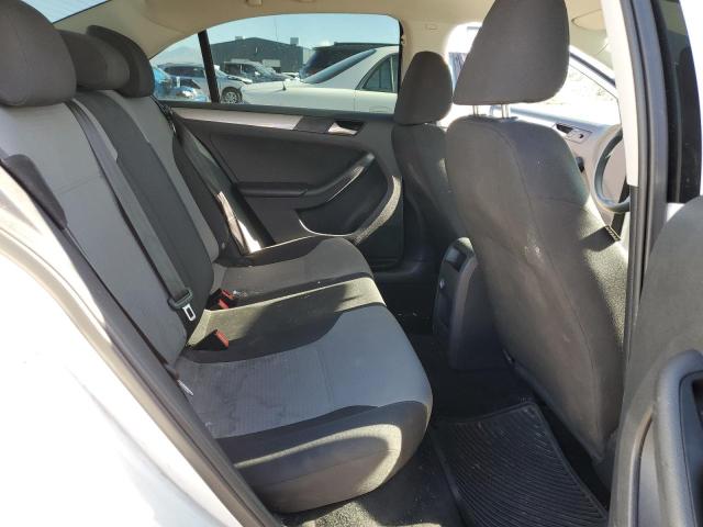 Photo 10 from auction – 2017 VOLKSWAGEN JETTA S with VIN 3VW2B7AJ5HM386777