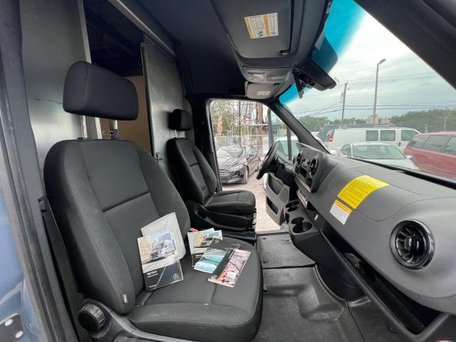 Photo 5 from auction – 2019 MERCEDES-BENZ SPRINTER 2 with VIN WD4PF1CD0KP128188
