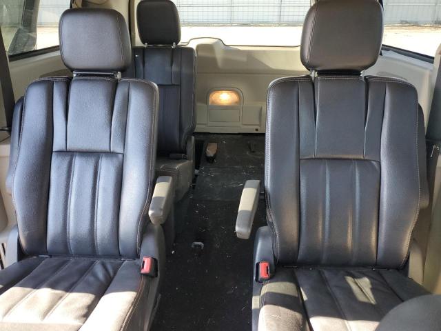 Photo 10 from auction – 2014 CHRYSLER TOWN & COU with VIN 2C4RC1BG2ER160392