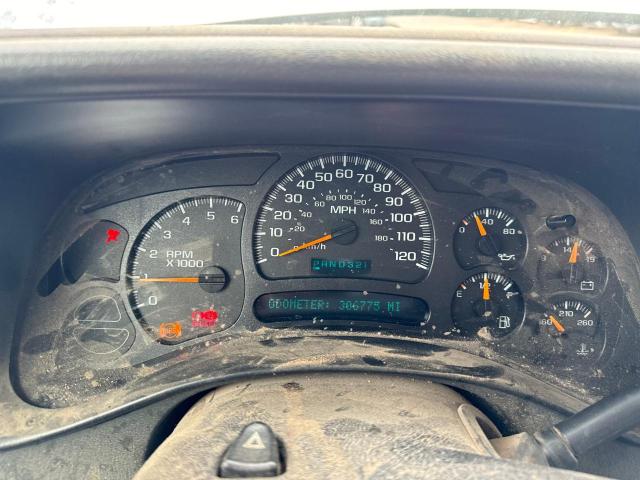 Photo 9 from auction – 2005 CHEVROLET SILVERADO with VIN 2GCEC19T151360390