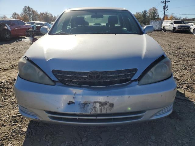 Photo 5 from auction – 2003 TOYOTA CAMRY LE with VIN 4T1BE32K23U170802