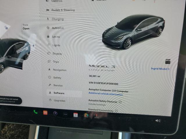 Photo 9 from auction – 2018 TESLA MODEL 3 with VIN 5YJ3E1EA1JF059390