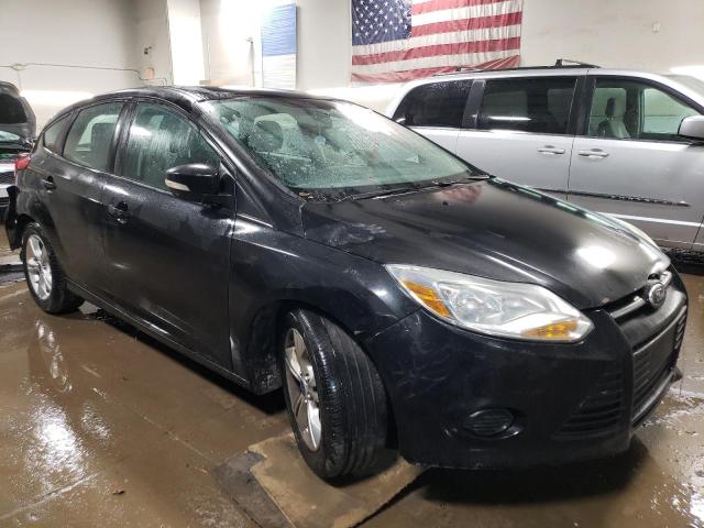 Zdjęcie 4 z aukcji – 2014 FORD FOCUS SE z VIN 1FADP3K27EL207171