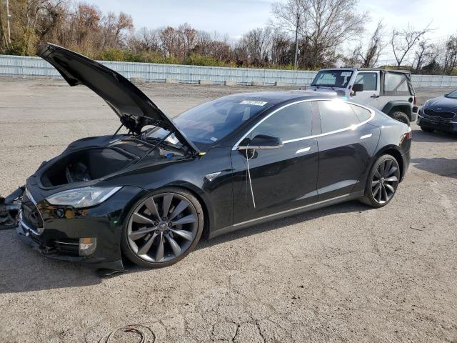 TESLA MODEL S 2016 with VIN 5YJSA1E24GF129098 - Photo from auction