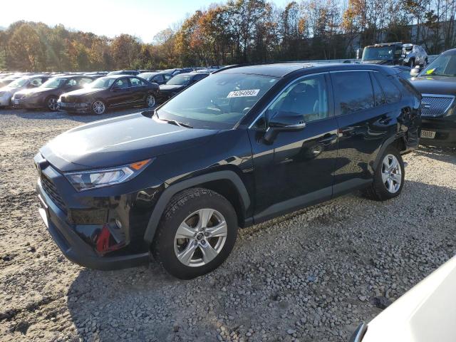 TOYOTA RAV4 XLE 2019 with VIN 2T3P1RFV8KW033006 - Photo from auction