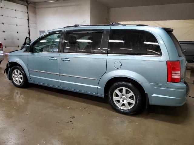 Photo 2 from auction – 2010 CHRYSLER TOWN & COU with VIN 2A4RR5D19AR358258