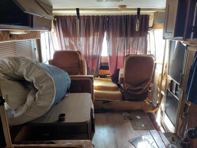 Photo 5 from auction – 1984 WINNEBAGO CHIEFTAN with VIN 1GBJP37W5E3301157