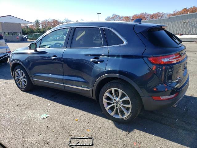 Photo 2 from auction – 2017 LINCOLN MKC SELECT with VIN 5LMCJ2D90HUL34007