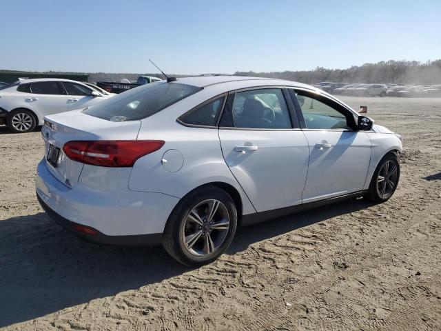 Photo 3 from auction – 2018 FORD FOCUS SE with VIN 1FADP3FE5JL220158
