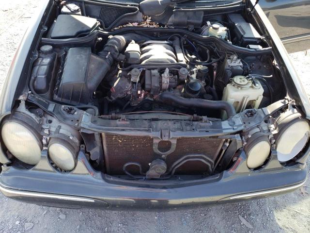 Photo 11 from auction – 2000 MERCEDES-BENZ E 320 with VIN WDBJF65J5YB162857