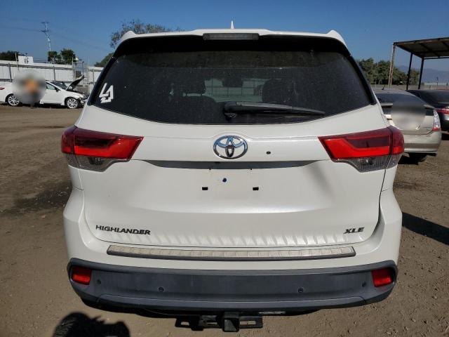 Photo 6 from auction – 2017 TOYOTA HIGHLANDER with VIN 5TDKZRFH7HS511519