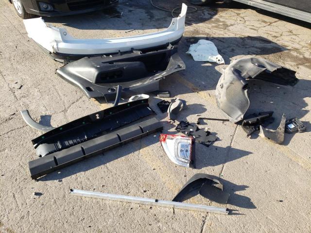 Photo 13 from auction – 2017 HONDA PILOT ELIT with VIN 5FNYF6H06HB014748