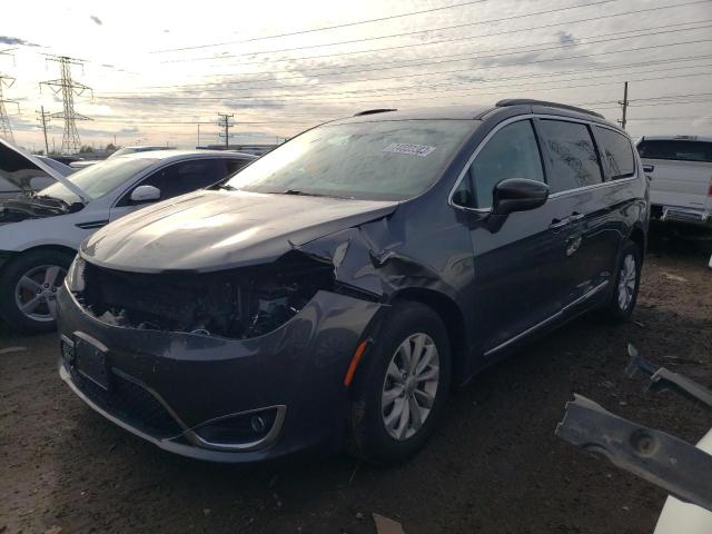 CHRYSLER PACIFICA T 2017 with VIN 2C4RC1BGXHR745368 - Photo from auction