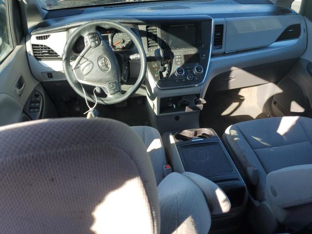 Photo 8 from auction – 2017 TOYOTA SIENNA LE with VIN 5TDKZ3DC8HS814409