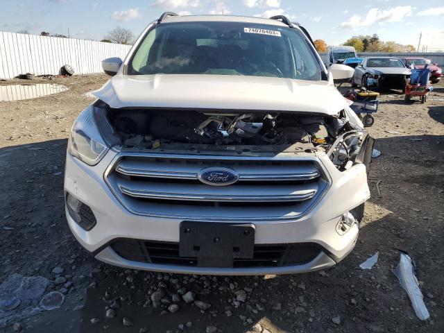 Photo 5 from auction – 2018 FORD ESCAPE SEL with VIN 1FMCU0HD8JUB39047