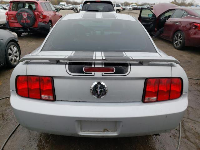 Photo 6 from auction – 2005 FORD MUSTANG with VIN 1ZVFT80N055188263