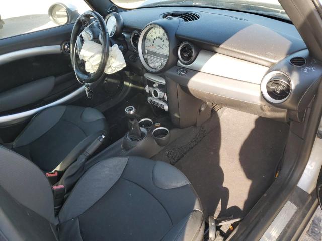 Photo 8 from auction – 2010 MINI COOPER with VIN WMWMF3C52ATU79298