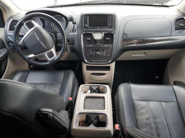 Photo 8 from auction – 2015 CHRYSLER TOWN & COU with VIN 2C4RC1BG5FR609954